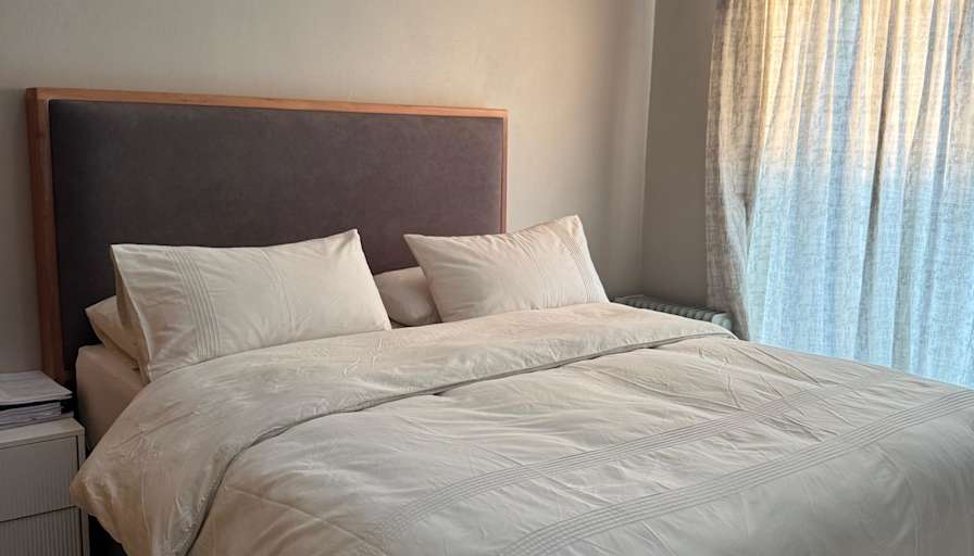 Yoli's room