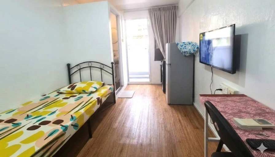 Roomy's room