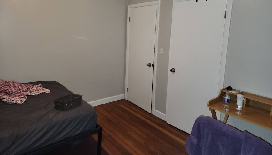 Sara's room