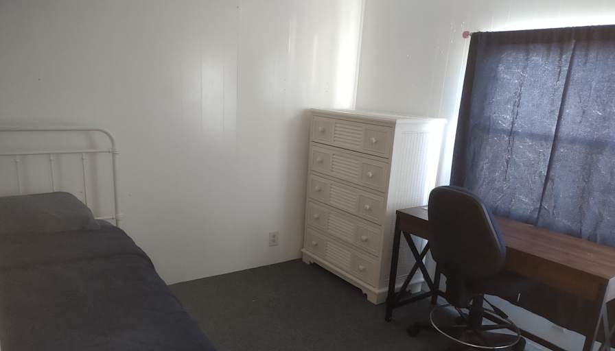 Kenny's room
