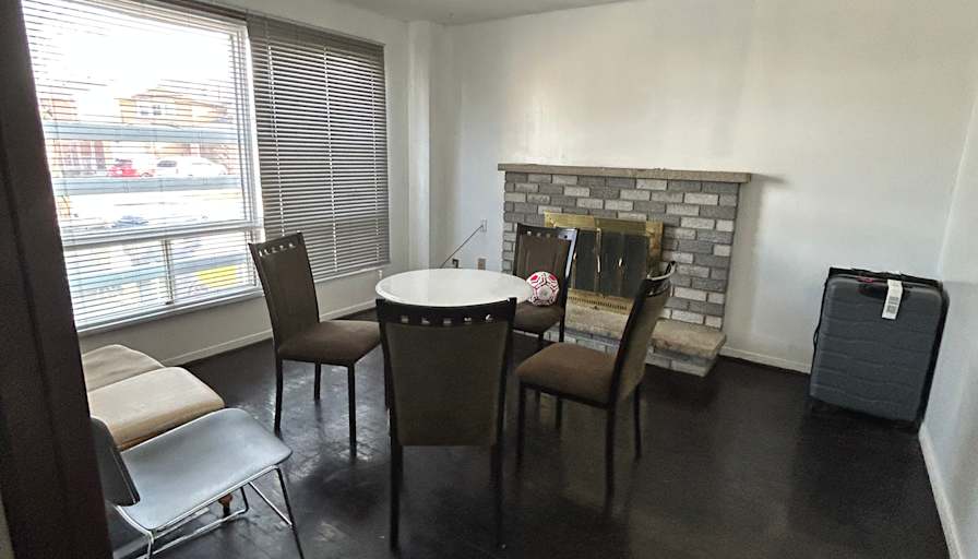 Cher's room