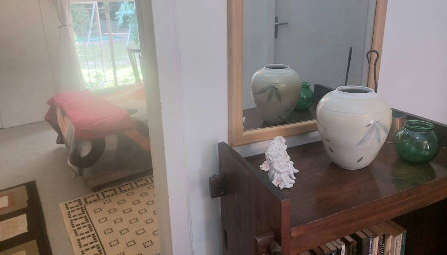 caroline's room