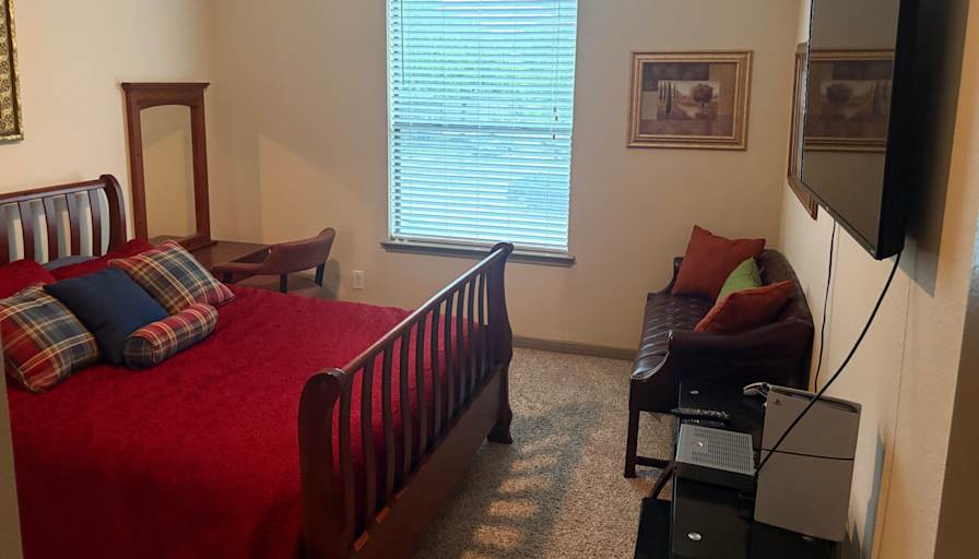 Que's room