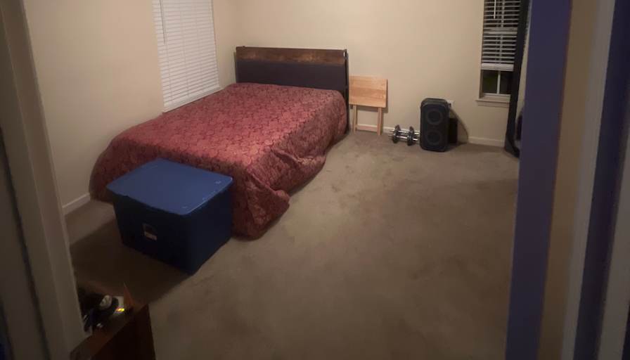 Kurtez's room