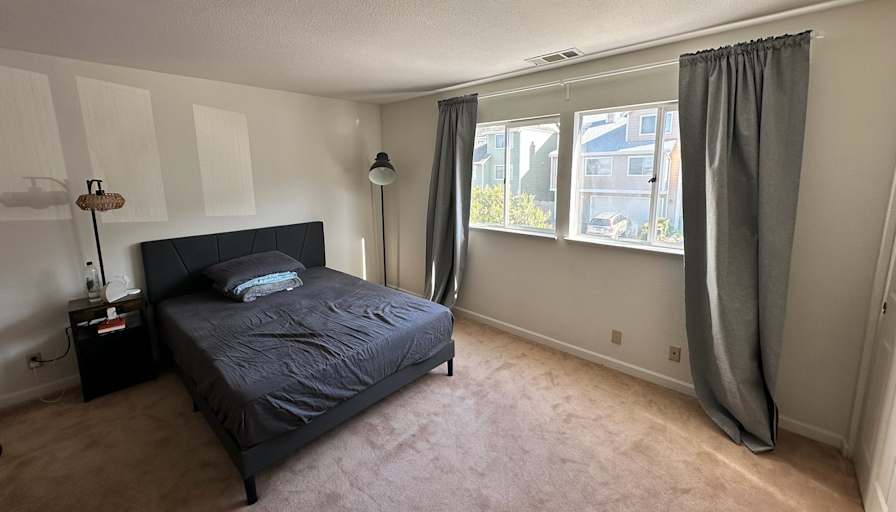 Rena's room
