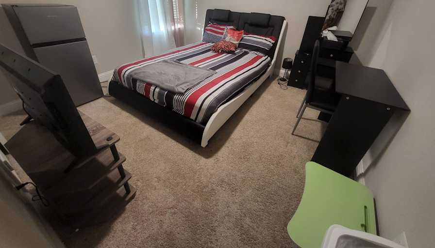 PadSplit's room