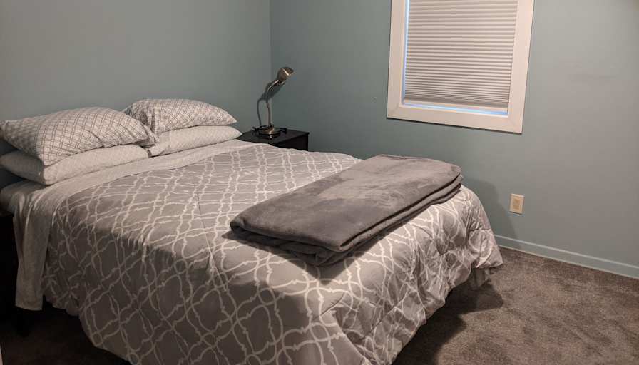 R.'s room