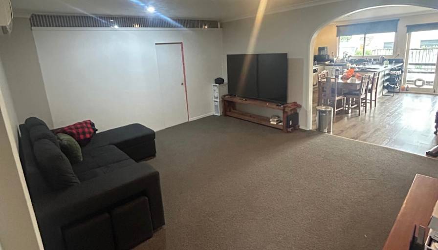 Jahlie's room