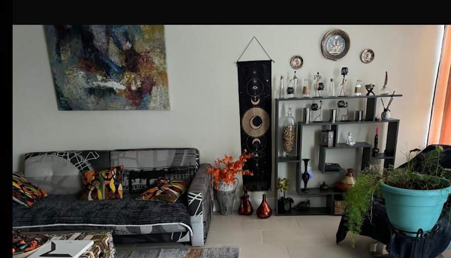 Nellie Mangene's room