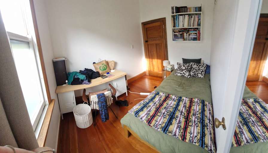 Anna's room