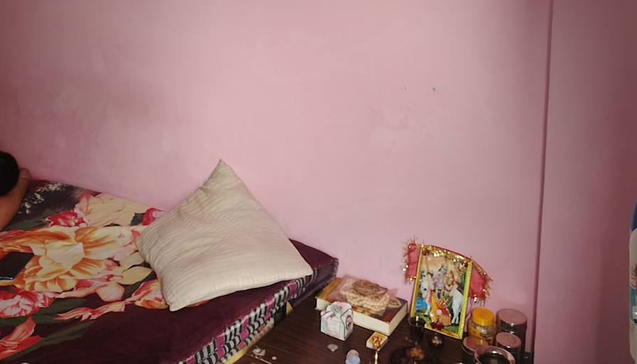 Resham's room