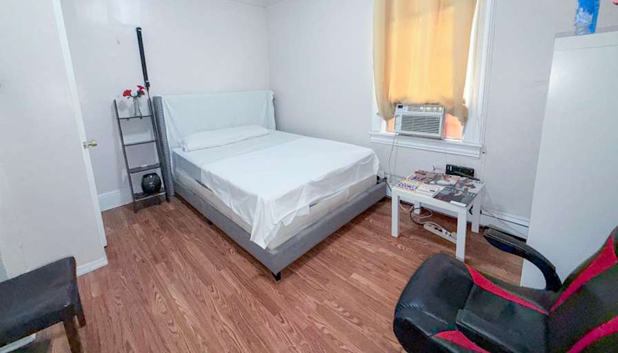 Sammy's room