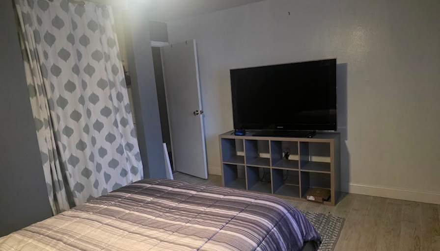 .Christopher McAnuff's room
