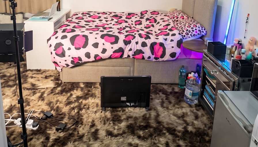 Tia's room