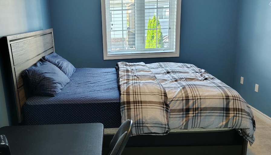 Epiphane's room