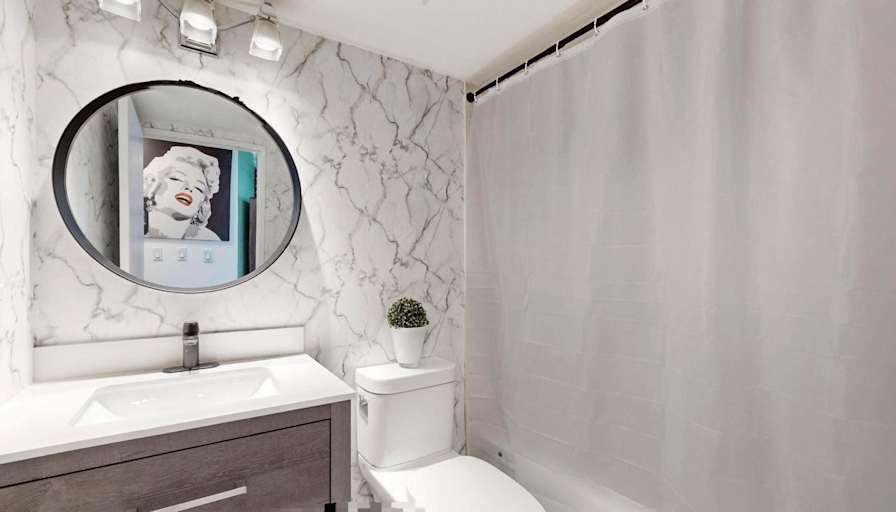 Simon's room