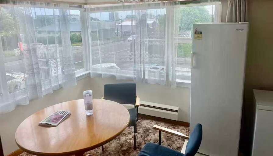 paul's room