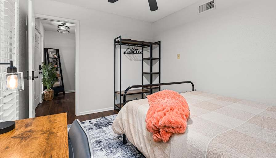 Bicoastal Holdings's room