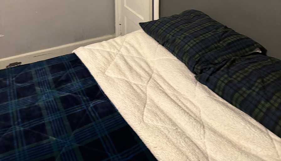 dee's room