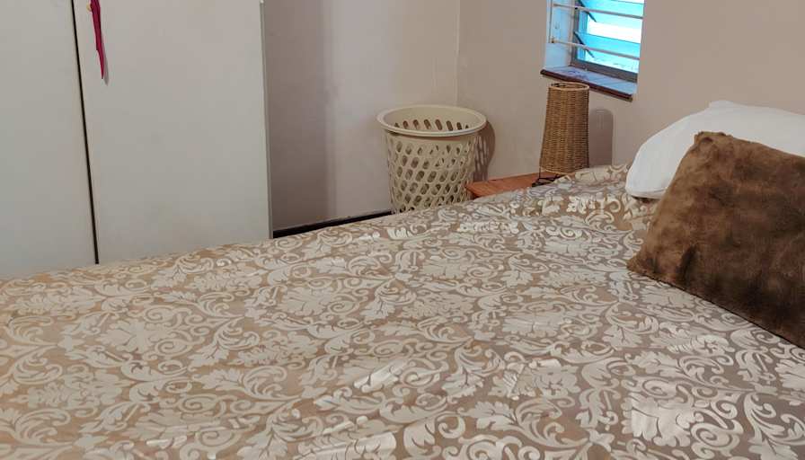 Thea de Nysschen's room
