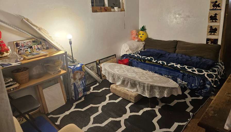 Peter's room