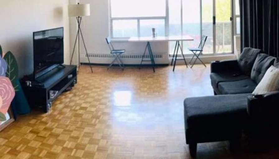 Free M's room