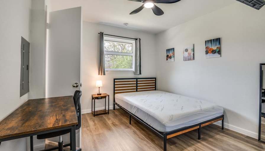 PadSplit's room