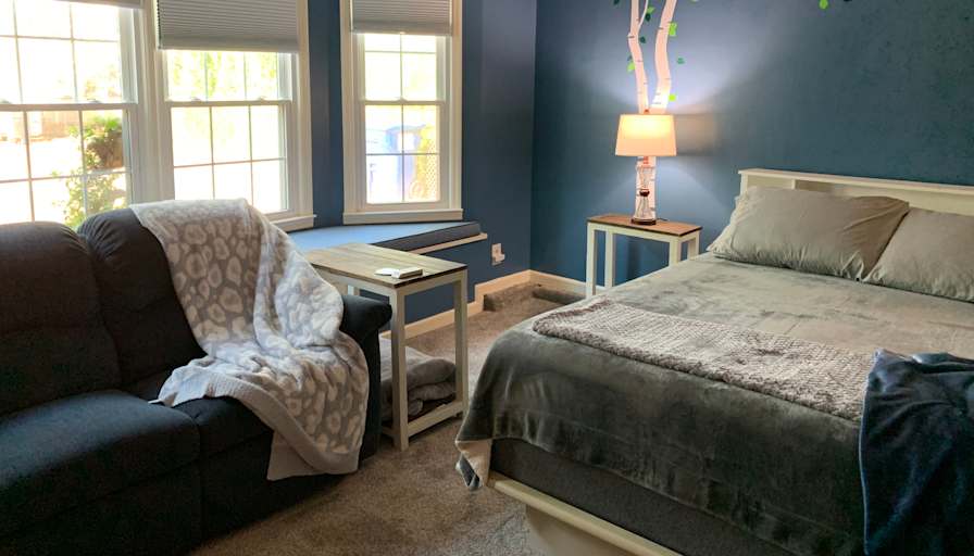 Carolyn's room