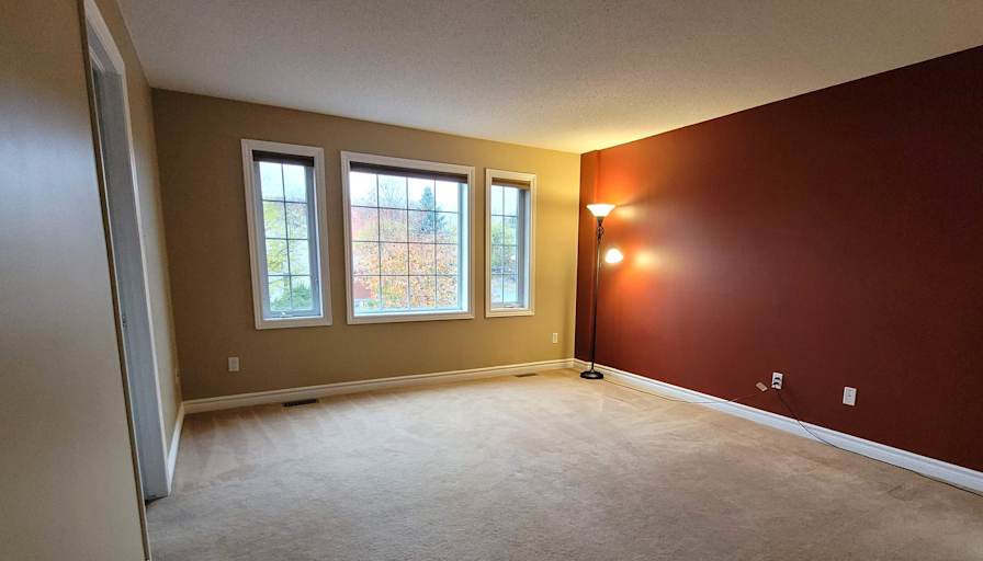 Maxim's room