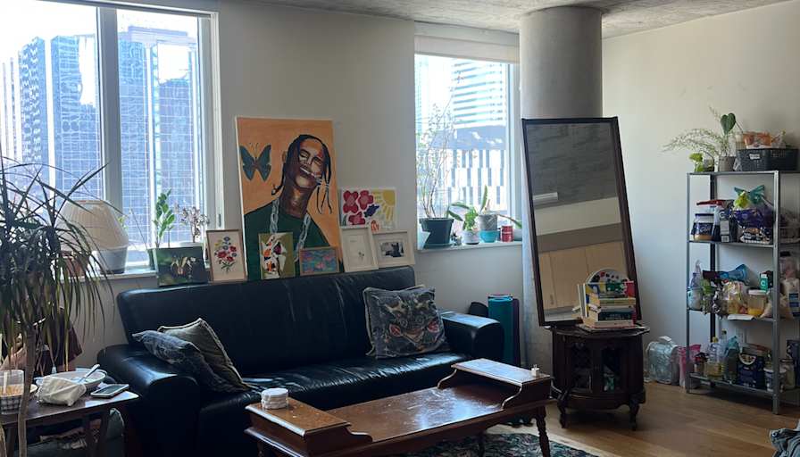 Bali's room
