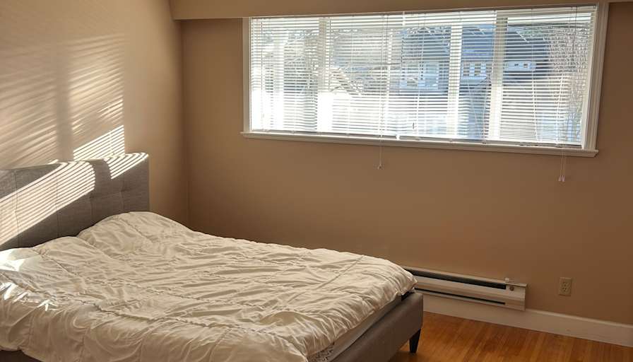 mert's room