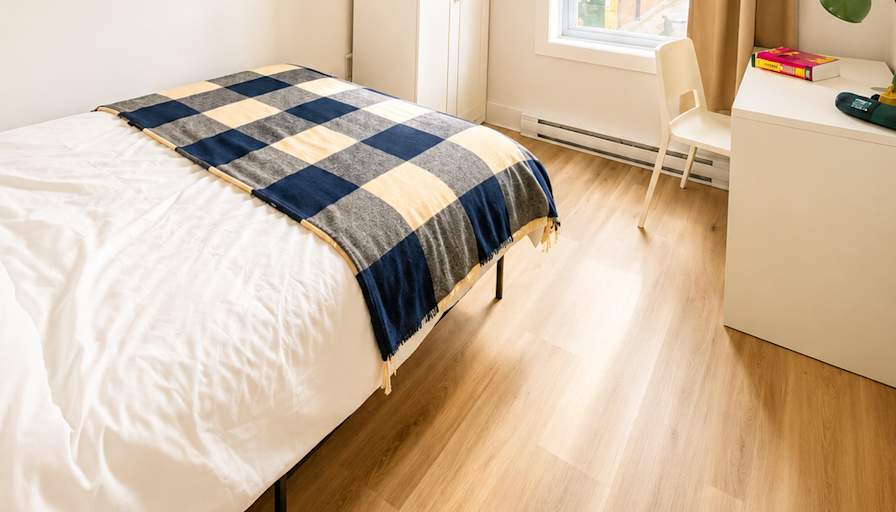 HelloMontreal's room