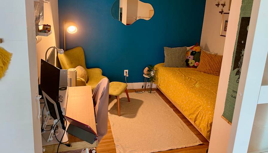 Vane's room