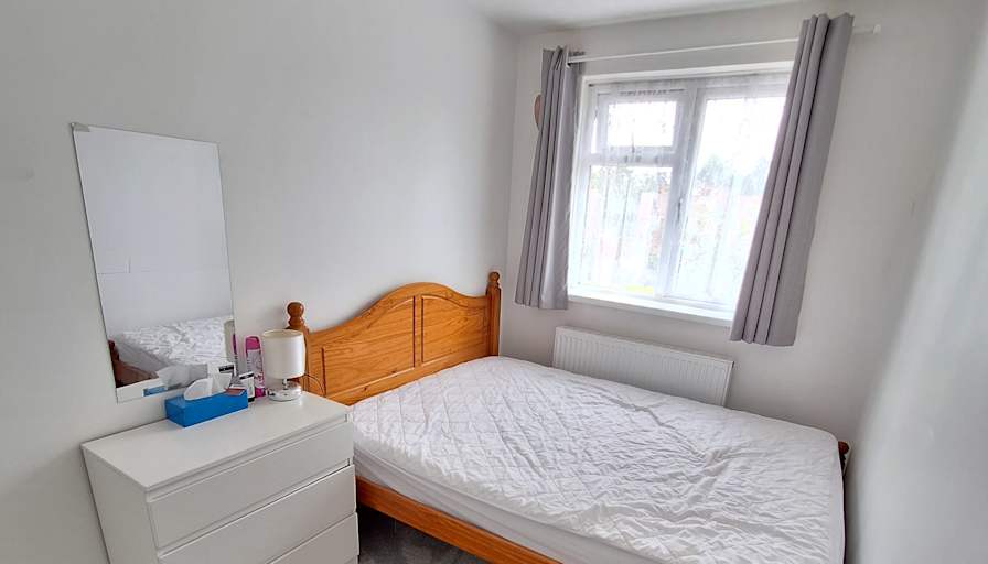 S's room