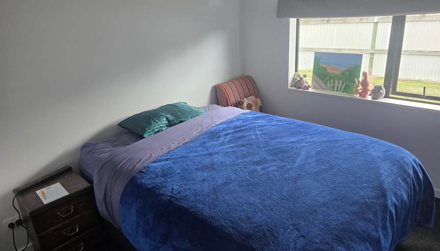 Seabreeze's room