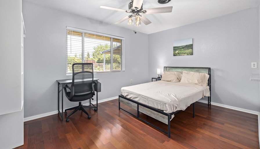 PadSplit's room