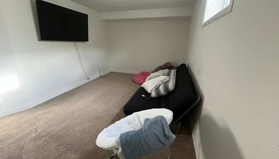 Jenny's room