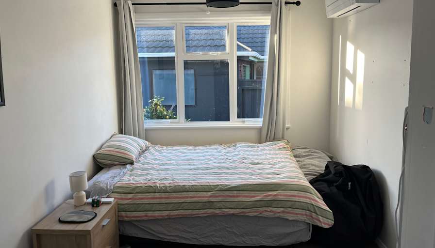 Lisa's room