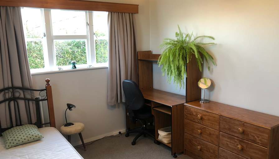 Bob's room