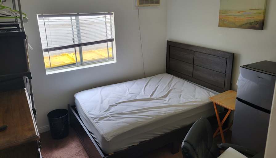 Justine's room