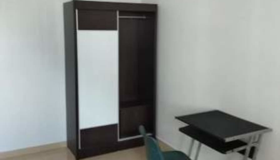 Jolee's room