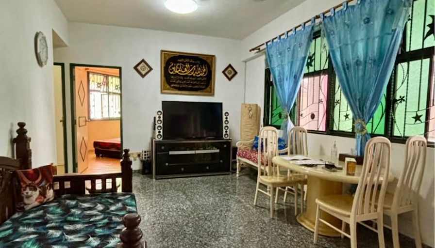 Nastro's room