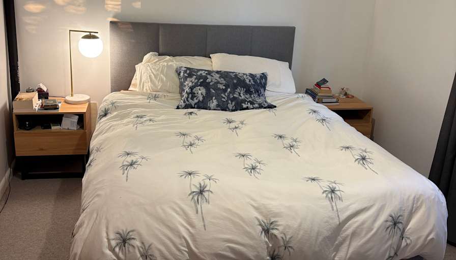 Tom's room