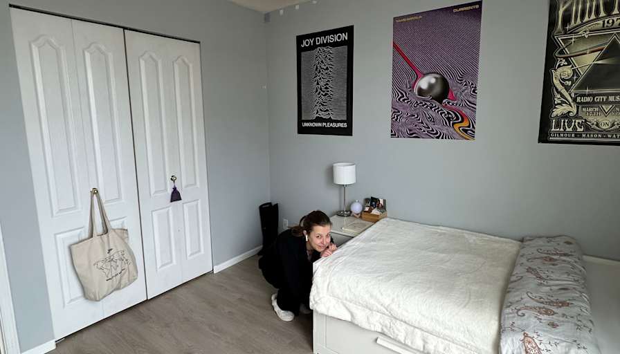 Cayley's room
