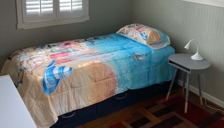 mark's room