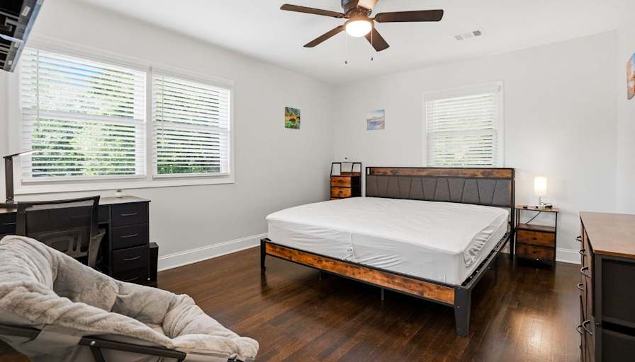 PadSplit's room