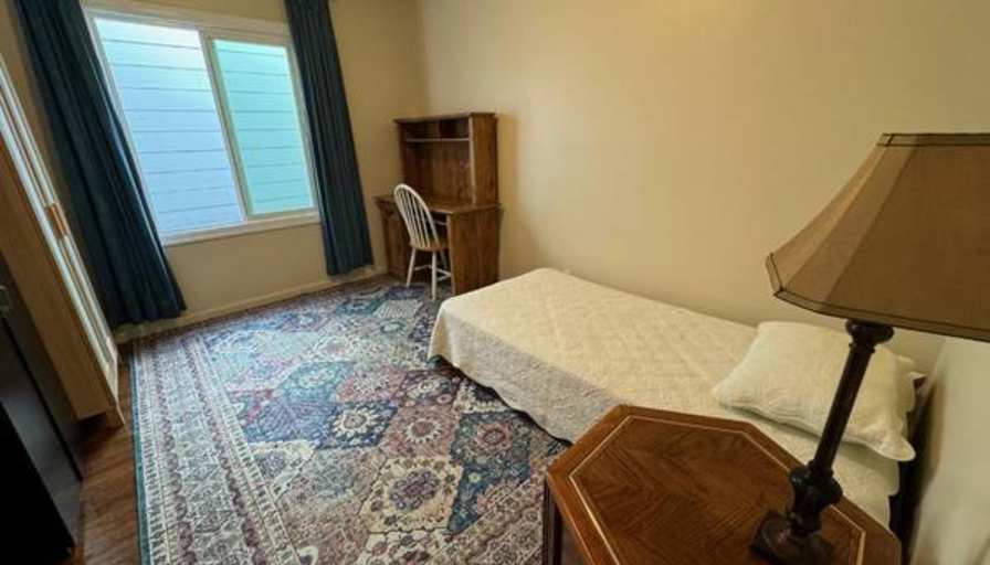 Furnished Room For Rent's room