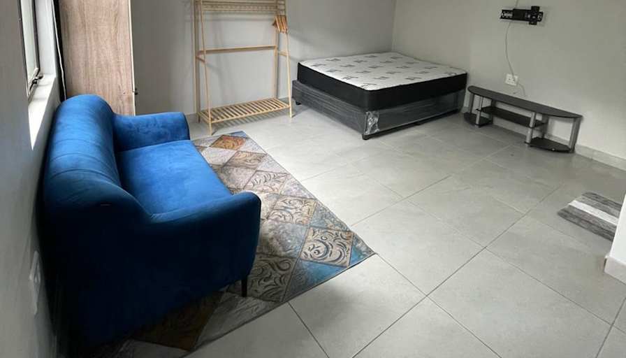 Donovan's room