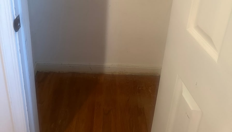 Jakline Gabrial's room