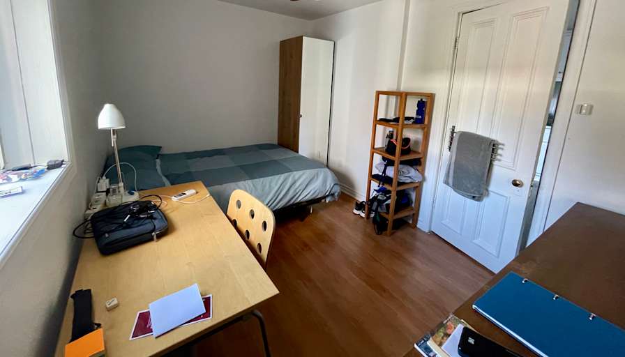 Dan's room